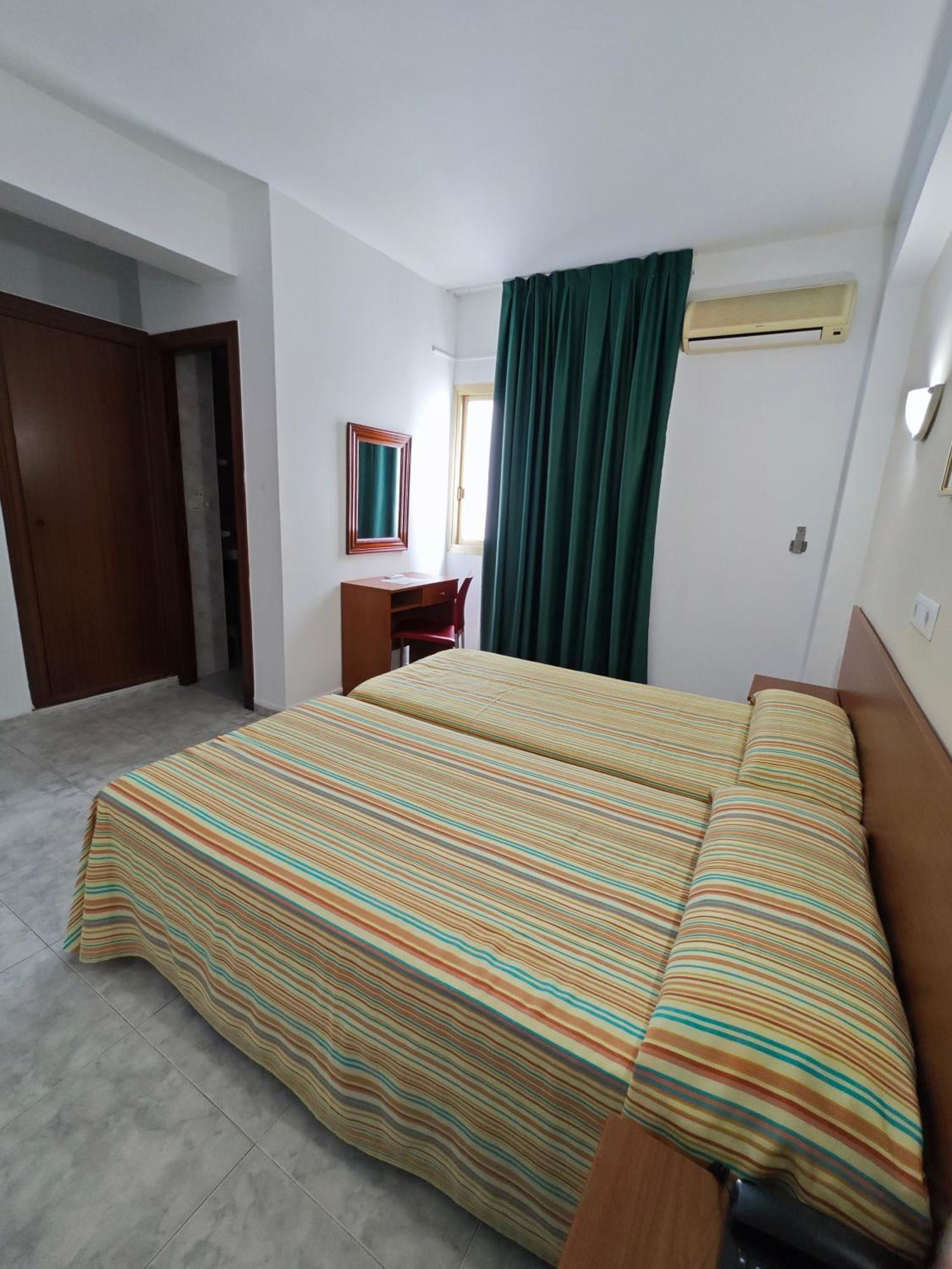 Hotel Camposol Μπένιντορμ Εξωτερικό φωτογραφία