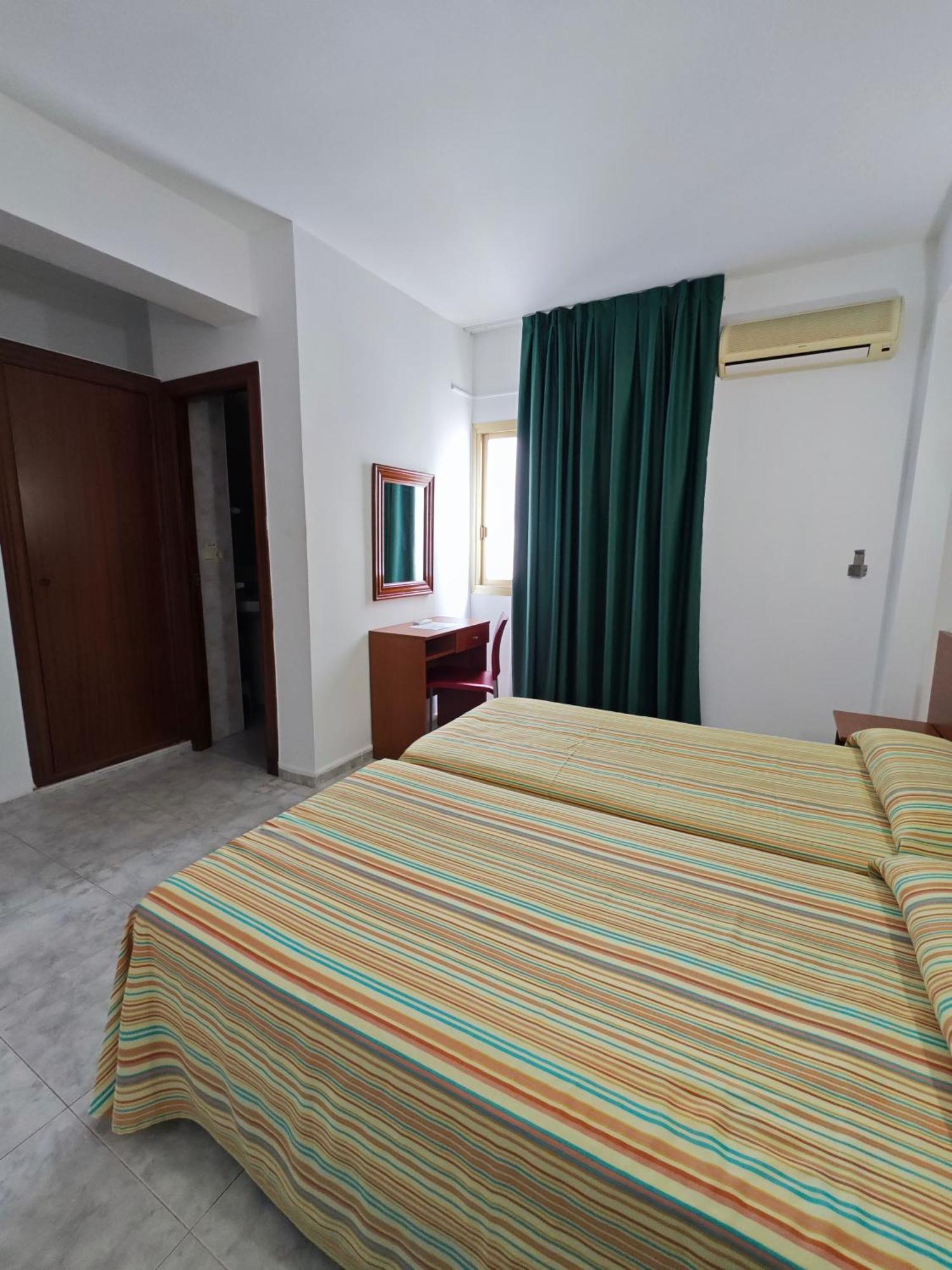 Hotel Camposol Μπένιντορμ Εξωτερικό φωτογραφία